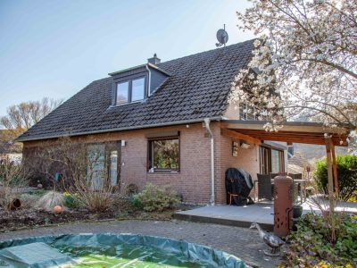 Haus- und Gartenansicht