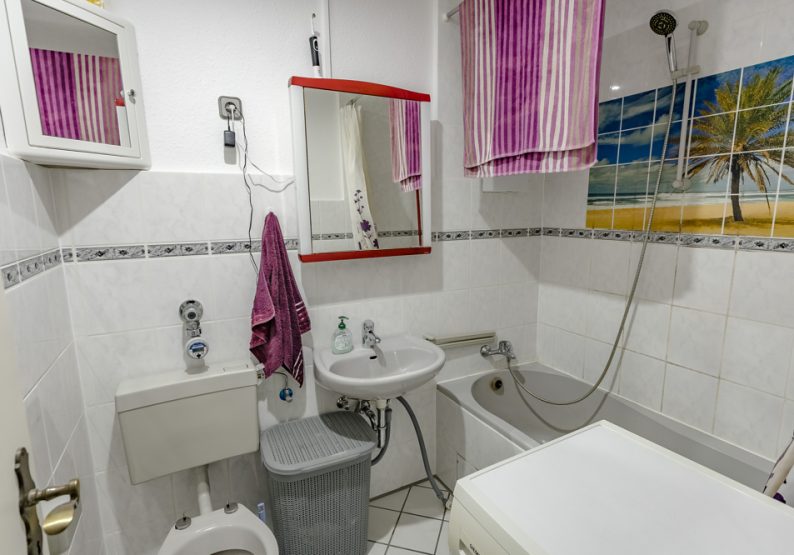 Badezimmer mit Wanne