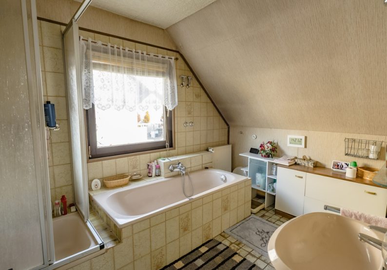 Badezimmer DG